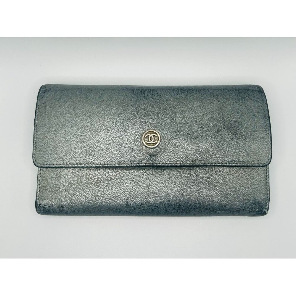 Chanel Metallic Grey Leather Long Wallet with‎ CC Logo COA